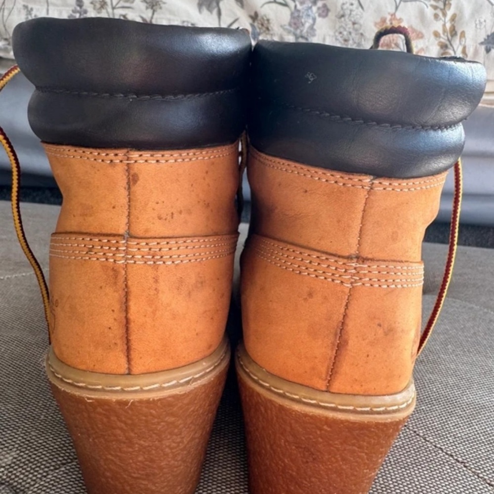 Timberland Women's Tan Wedge Ankle Boots - Picture 3 of 6